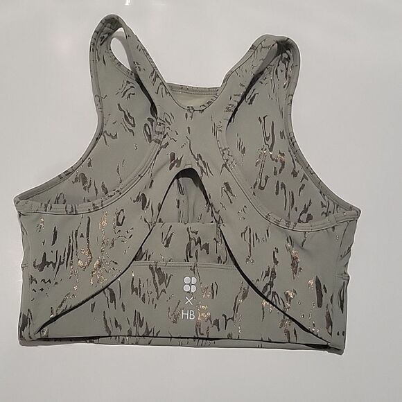 Sweaty Betty x Halle Berry Athena Sports Bra - Picture 9 of 15